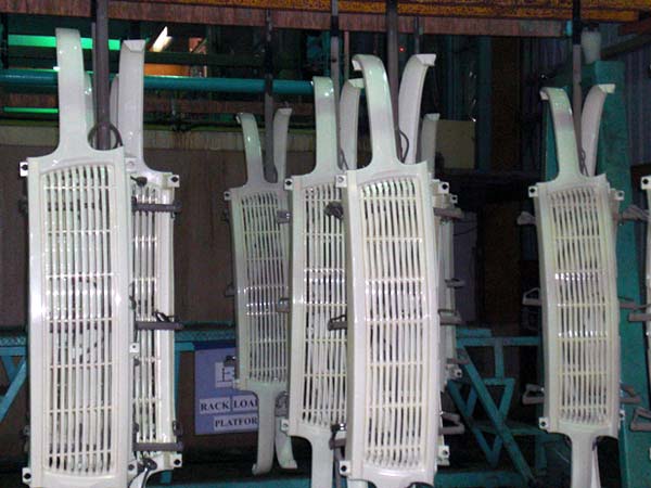 バンパー、ランプハウジング、バックミラー、および改造車や改造車、オートバイ部品、衛生器具、その他の用途向けのあらゆる種類のPOPアクセサリー